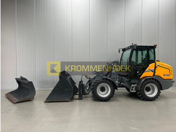 : фото в шапке страницы