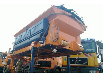 : фото в шапке страницы