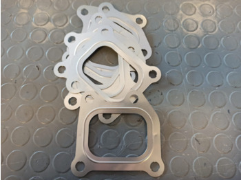 : фото в шапке страницы