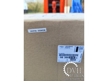 : фото в шапке страницы