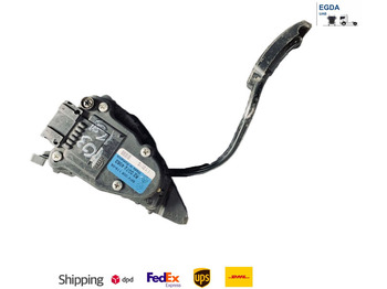 : фото в шапке страницы