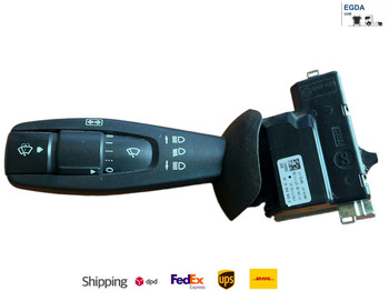 : фото в шапке страницы