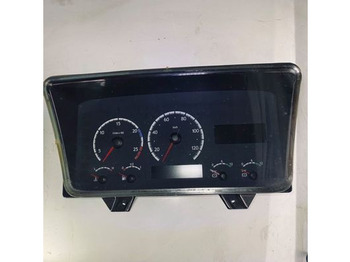 : фото в шапке страницы