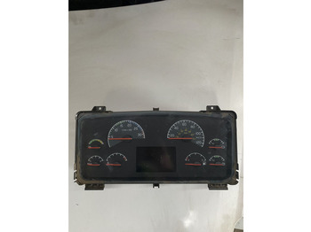 : фото в шапке страницы