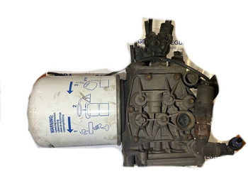 : фото в шапке страницы