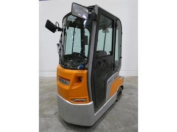 : фото в шапке страницы