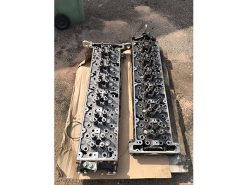 : фото в шапке страницы