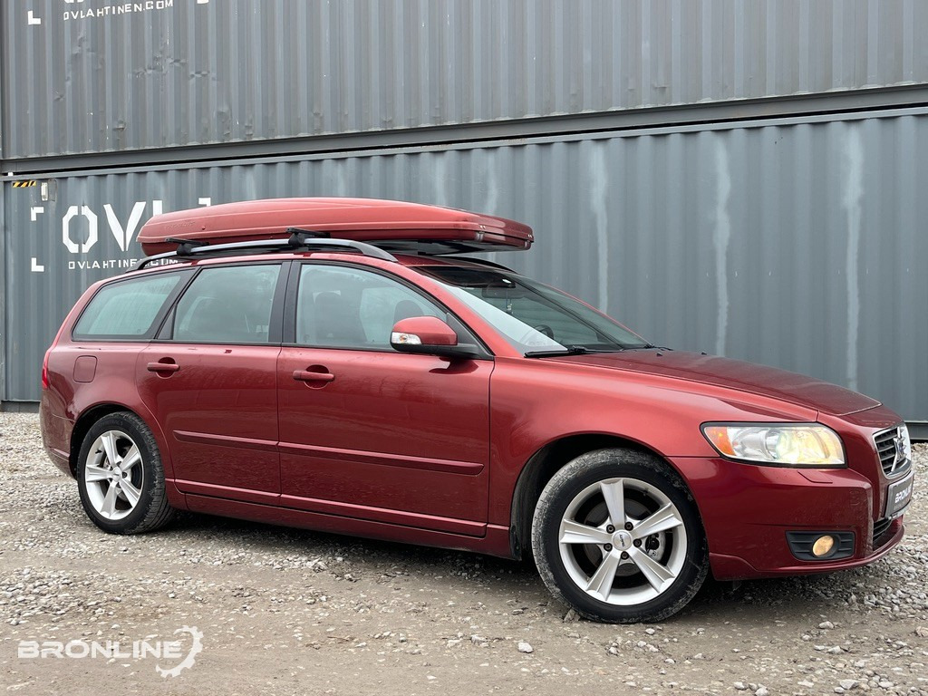 2010 Volvo V50 Facelift 1.6 80kW - Легковой автомобиль: фото 2 2010 Volvo V50 Facelift 1.6 80kW - Легковой автомобиль: фото 2
