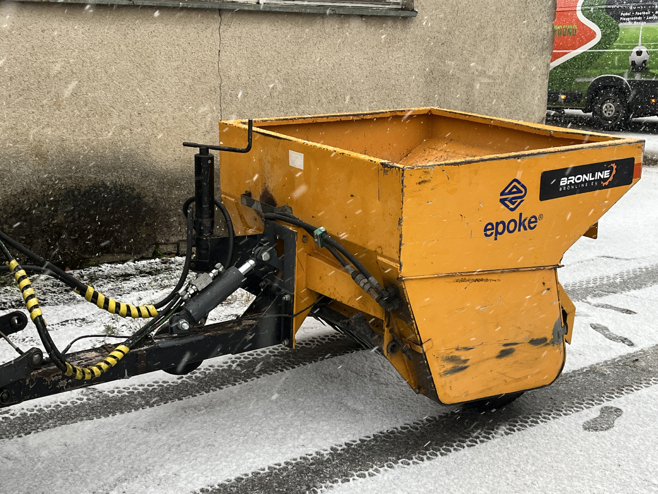 Epoke SKE8 Towed spreader - Разбрасыватель удобрений: фото 1 Epoke SKE8 Towed spreader - Разбрасыватель удобрений: фото 1