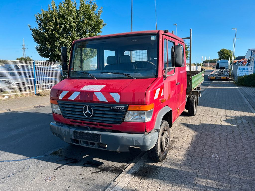 Малотоннажный самосвал, Грузопассажирский фургон Mercedes-Benz Vario 614 DK Kipper Doka: фото 1 Малотоннажный самосвал, Грузопассажирский фургон Mercedes-Benz Vario 614 DK Kipper Doka: фото 1