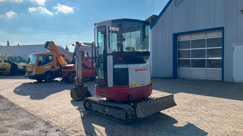 Takeuchi TB23R Minibagger 2670 Kg  в лизинг Takeuchi TB23R Minibagger 2670 Kg: фото 6