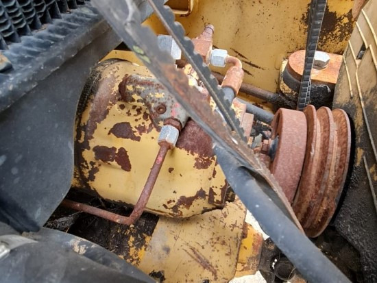 CATERPILLAR 416B, 426B, 428B, 432D, 436B, 438B, 438 SERIE II (BOMBA HIDRÁULICA) - Гидравлический насос для Строительной техники: фото 1