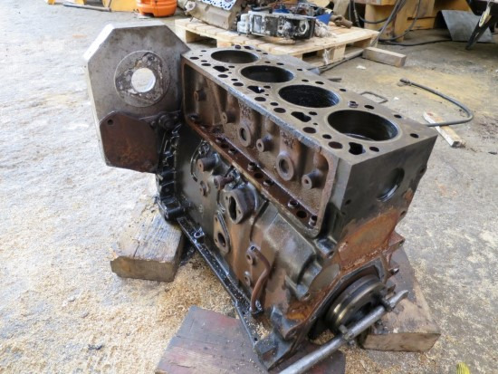 CUMMINS 4T-390/59 (MOTOR PARA PIEZAS REPUESTO) - Двигатель и запчасти для Строительной техники: фото 1
