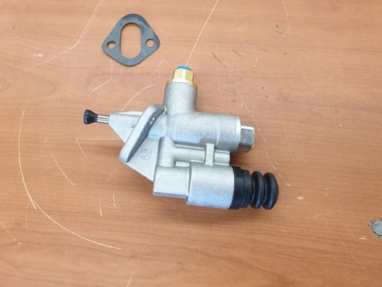 CUMMINS (BOMBA DE TRANSFERENCIA DE COMBUSTIBLE) - Двигатель и запчасти для Строительной техники: фото 1