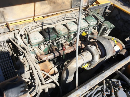 VOLVO TD103KAE (MOTOR) - Двигатель и запчасти для Строительной техники: фото 1