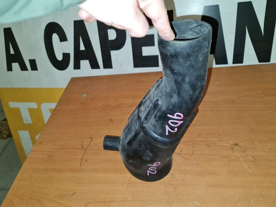 LIEBHERR (MANGUERA DE FILTRO) - Запчасти для Строительной техники: фото 1