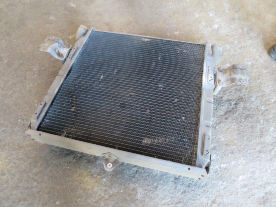 SCANIA 112/113/92/93 (RADIADOR) - Запчасти для Грузовиков: фото 1