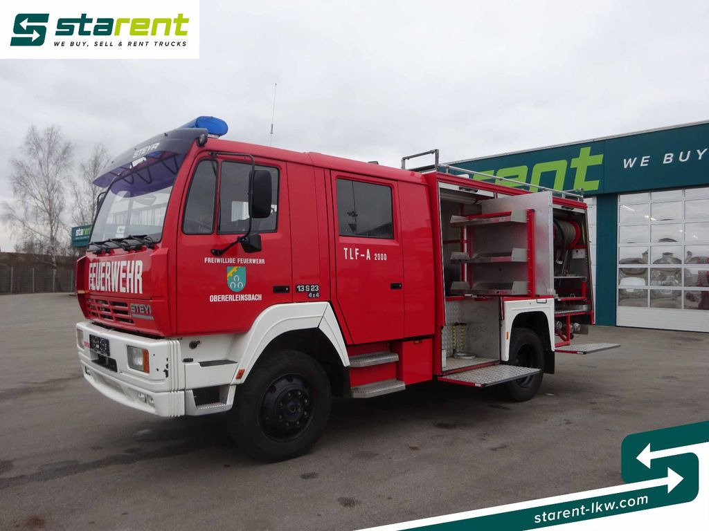Steyr 13S23 4x4 Feuerwehrauto, 2.000 Liter Wassertank - Грузовик: фото 1 Steyr 13S23 4x4 Feuerwehrauto, 2.000 Liter Wassertank - Грузовик: фото 1