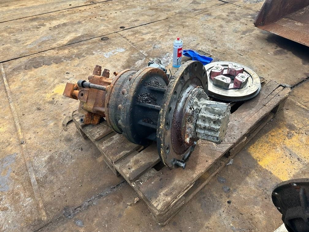 CAT 323 swing motor 515-6105 378-9516 - Гидравлика для Строительной техники: фото 1 CAT 323 swing motor 515-6105 378-9516 - Гидравлика для Строительной техники: фото 1