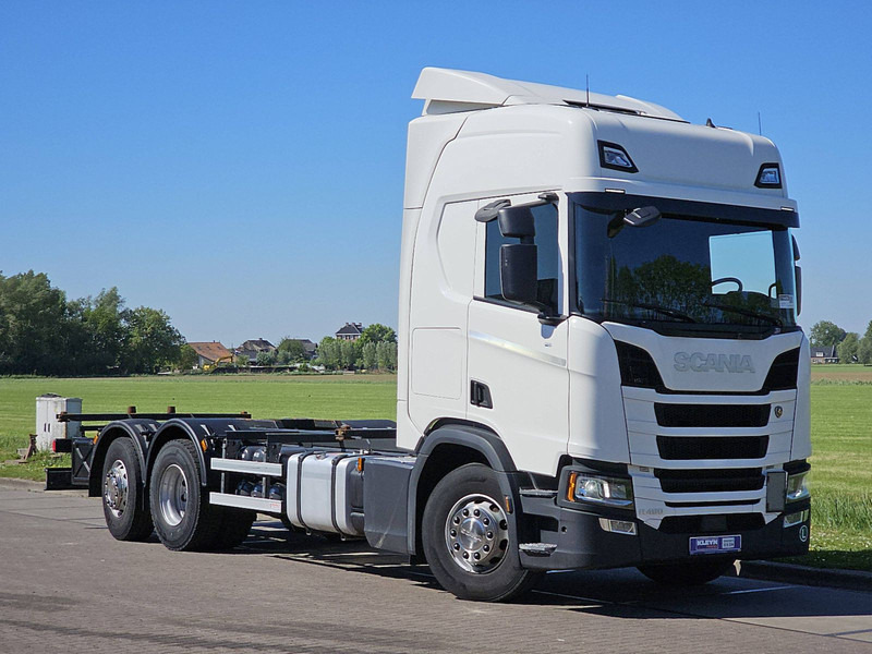 Scania R450 6x2*4 - Грузовик-контейнеровоз/ Сменный кузов: фото 5 Scania R450 6x2*4 - Грузовик-контейнеровоз/ Сменный кузов: фото 5