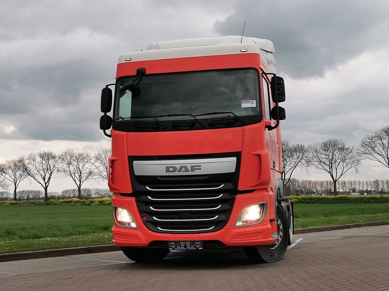 DAF XF 440 SPACECAB MANUAL - Тягач: фото 1