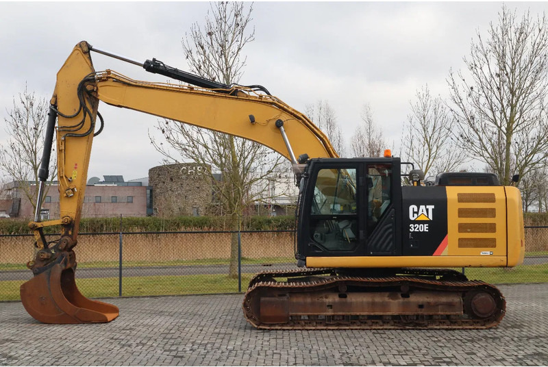 Caterpillar 320 EL | BUCKET | QUICK COUPLER - Колёсный экскаватор: фото 1 Caterpillar 320 EL | BUCKET | QUICK COUPLER - Колёсный экскаватор: фото 1