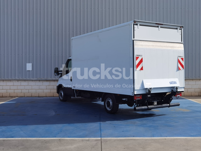 IVECO DAILY 35S16H - Фургон с закрытым кузовом: фото 4 IVECO DAILY 35S16H - Фургон с закрытым кузовом: фото 4