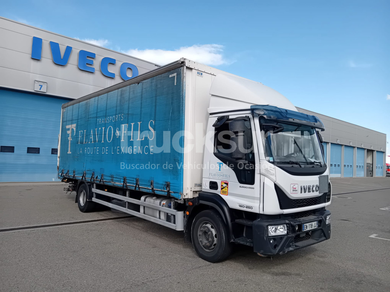 IVECO EUROCARGO ML160-250 - Тентованный грузовик: фото 1 IVECO EUROCARGO ML160-250 - Тентованный грузовик: фото 1