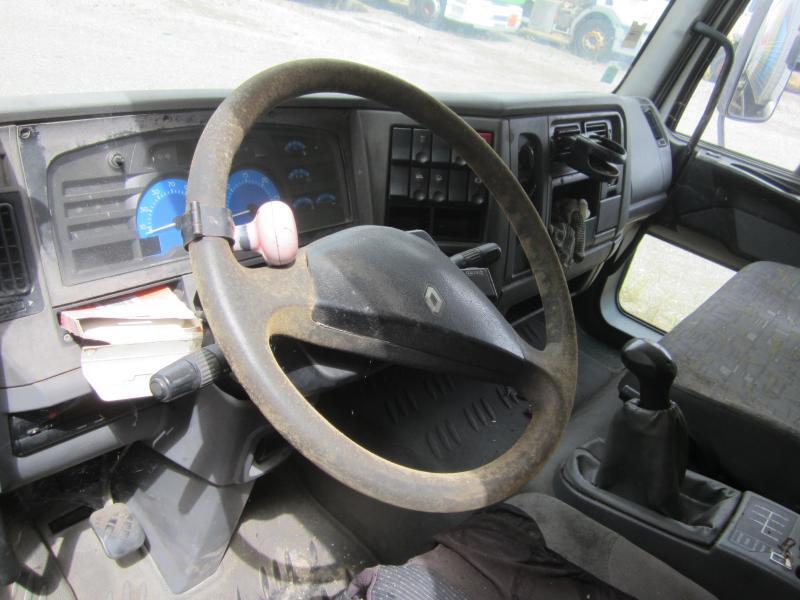 Renault Midlum 220 DCI - Грузовик с закрытым кузовом: фото 4 Renault Midlum 220 DCI - Грузовик с закрытым кузовом: фото 4