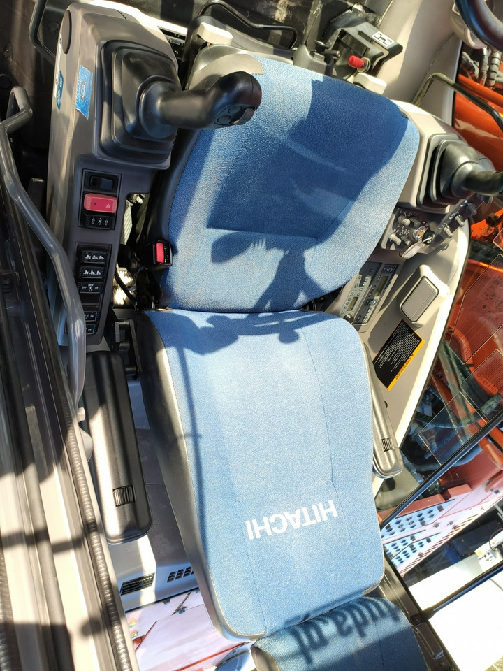 Hitachi ZX140 Koparka Kołowa в лизинг Hitachi ZX140 Koparka Kołowa: фото 26