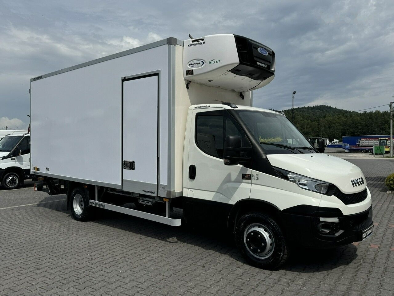 Фургон-рефрижератор IVECO Daily 70C17 Mroźnia Agregat Carrier Supra 750 10-Palet + Winda: фото 1