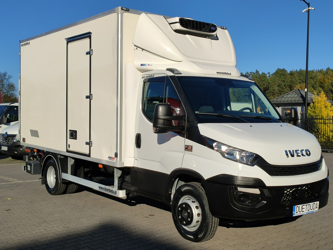 Iveco Daily 72C18 Chłodnia Agregat Carrier Vieno 350 8-Palet + Winda - Фургон-рефрижератор: фото 1