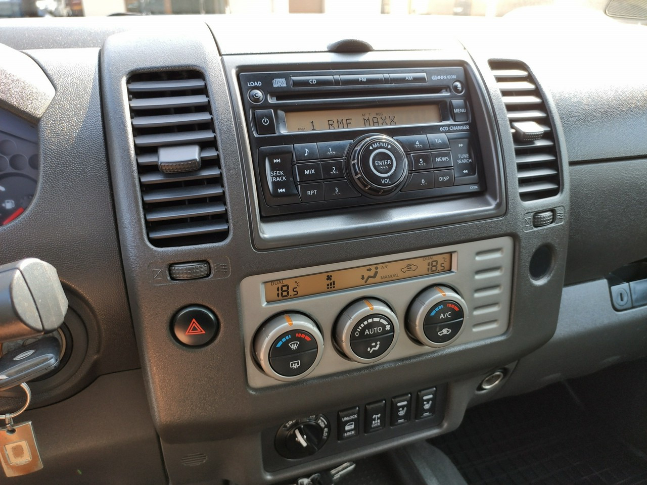 Nissan Navara в лизинг Nissan Navara: фото 24