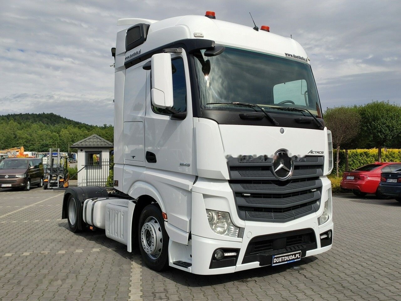 Тягач Mercedes-Benz ACTROS 1845 Euro 6 Low Deck Mega !!!: фото 1