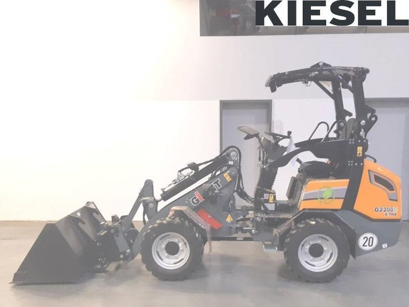 Giant G 2200 E X-Tra Elektro - Мини-погрузчик с бортовым поворотом: фото 1 Giant G 2200 E X-Tra Elektro - Мини-погрузчик с бортовым поворотом: фото 1