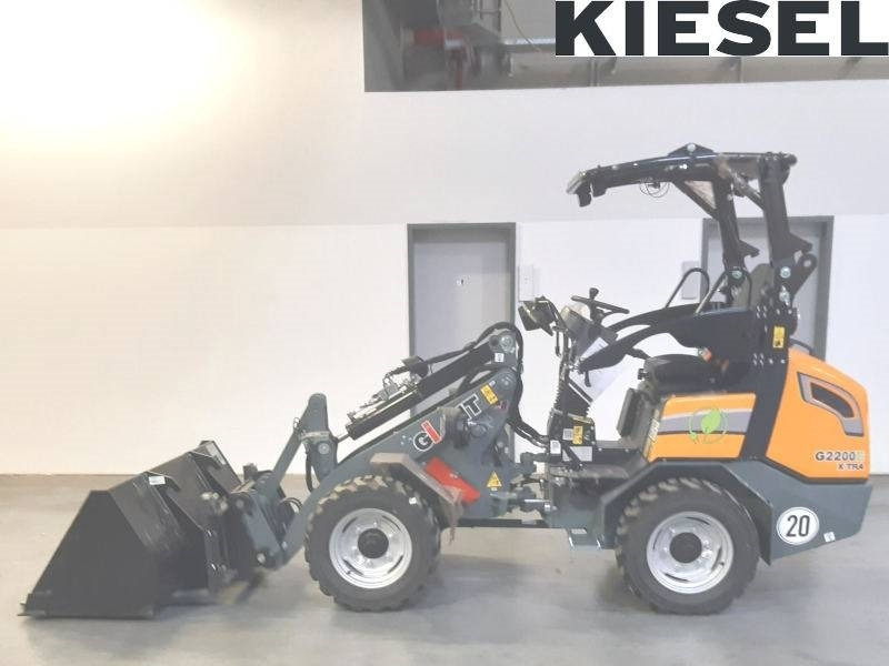 Giant G2200 E X-Tra Elektro / electric  - Мини-погрузчик с бортовым поворотом: фото 1