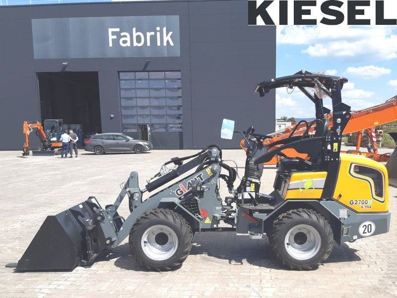 Giant G2700 E X-Tra Elektro / electric  - Мини-погрузчик с бортовым поворотом: фото 1
