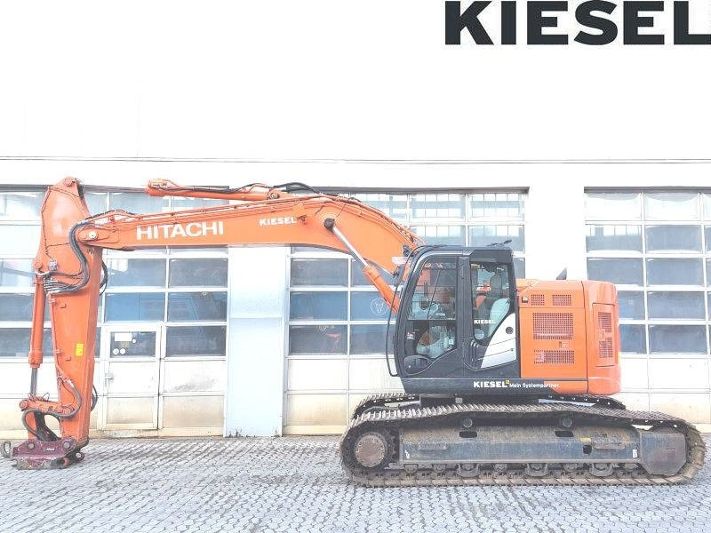 Hitachi ZX 225 US LC-6 - Гусеничный экскаватор: фото 1 Hitachi ZX 225 US LC-6 - Гусеничный экскаватор: фото 1