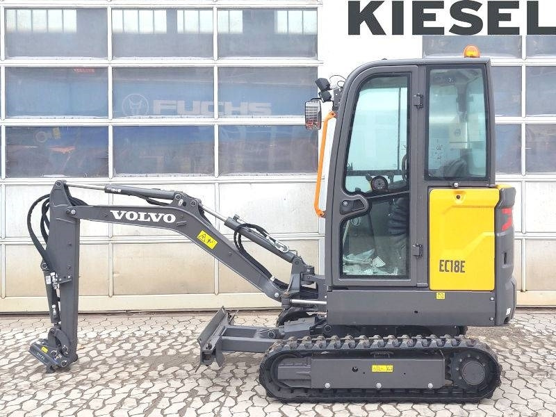 Volvo EC 18 E - Мини-экскаватор: фото 1 Volvo EC 18 E - Мини-экскаватор: фото 1