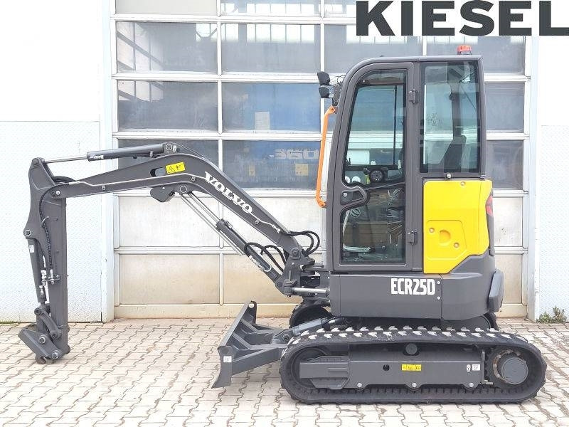 Volvo ECR 25 D - Мини-экскаватор: фото 1 Volvo ECR 25 D - Мини-экскаватор: фото 1