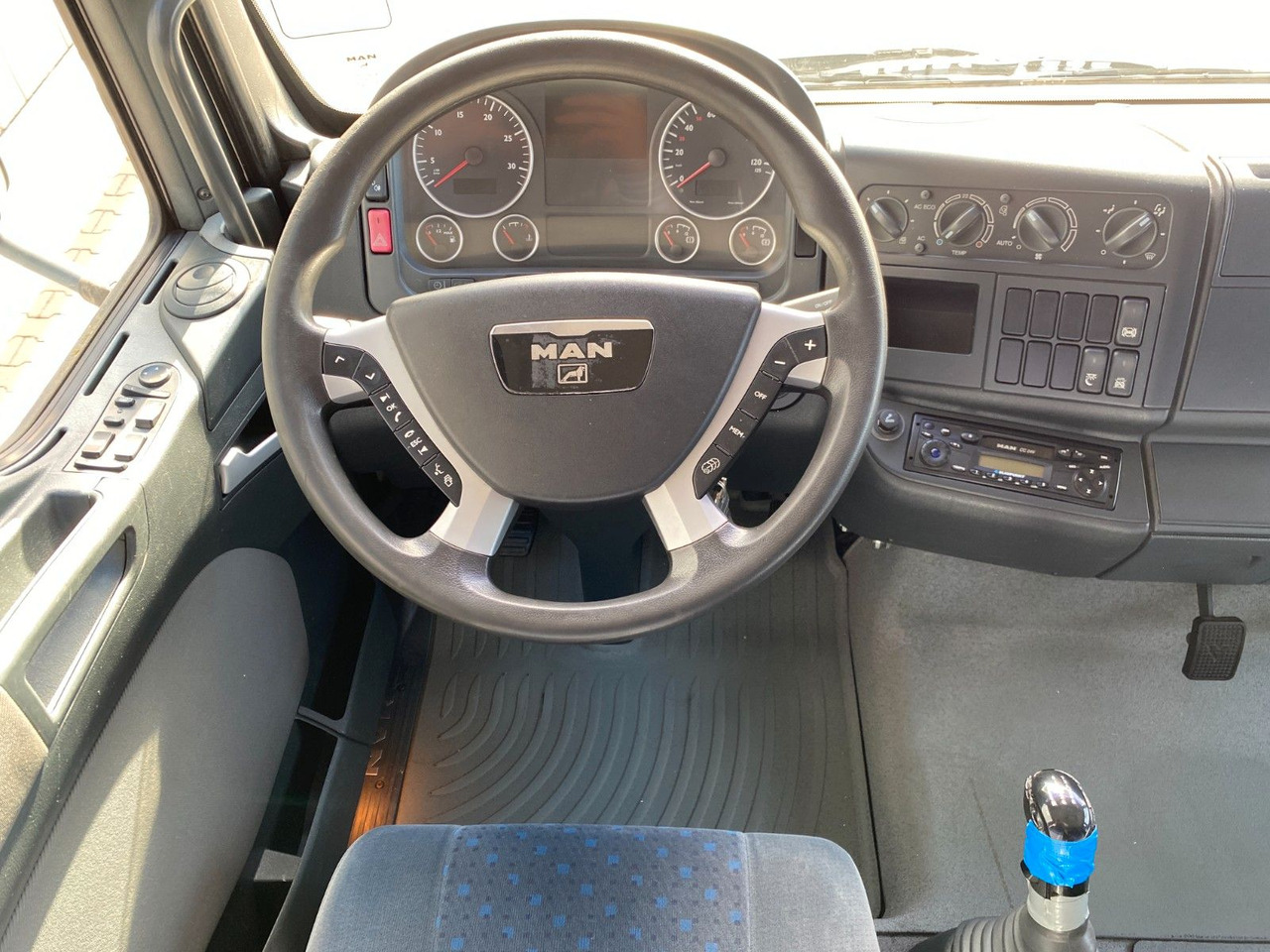 Грузовик-контейнеровоз/ Сменный кузов MAN TGA 18.350 LL Fahrschule*Driving school*5 Sitze MAN TGA 18.350 LL Fahrschule*Driving school*5 Sitze: фото 15