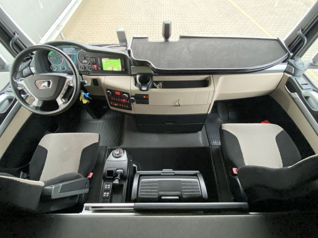 MAN TGX 26.500 6x2-4 LL | HMF 2110-Kran*XLX*Navi*AHK  в лизинг MAN TGX 26.500 6x2-4 LL | HMF 2110-Kran*XLX*Navi*AHK: фото 15