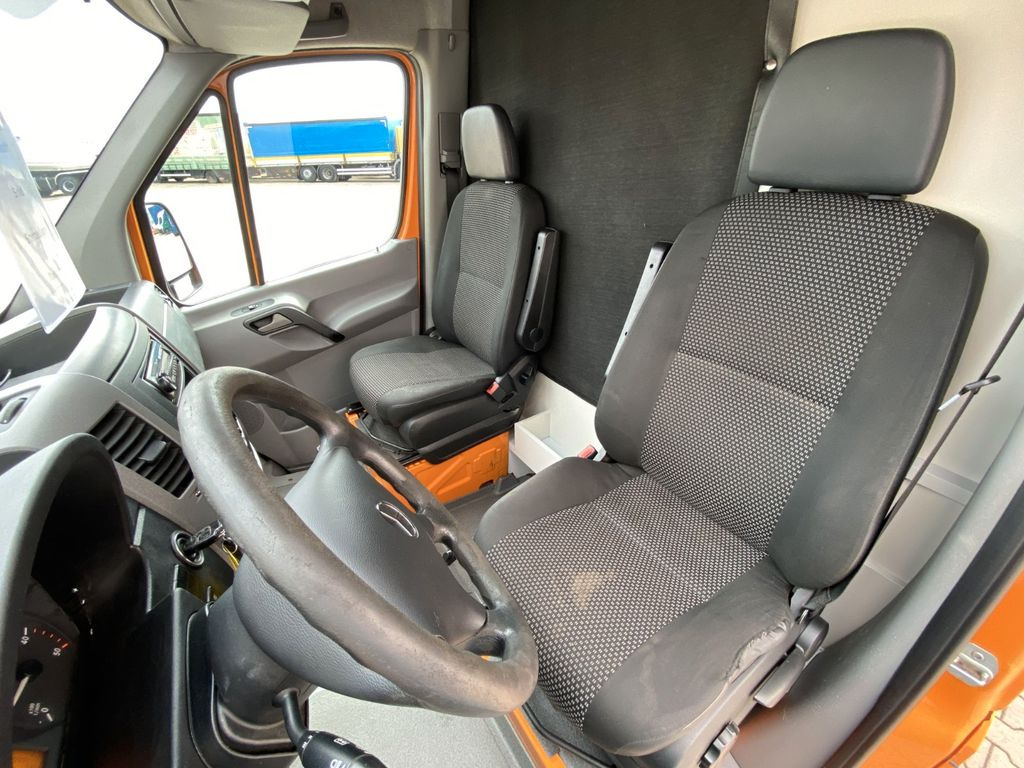Mercedes-Benz 315 CDI Kamerawagen| PC-Setup*Standklima*RFK*AHK  в лизинг Mercedes-Benz 315 CDI Kamerawagen| PC-Setup*Standklima*RFK*AHK: фото 14