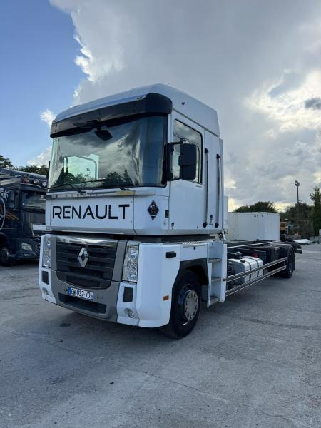 Renault AE 480 - Грузовик-контейнеровоз/ Сменный кузов: фото 1 Renault AE 480 - Грузовик-контейнеровоз/ Сменный кузов: фото 1