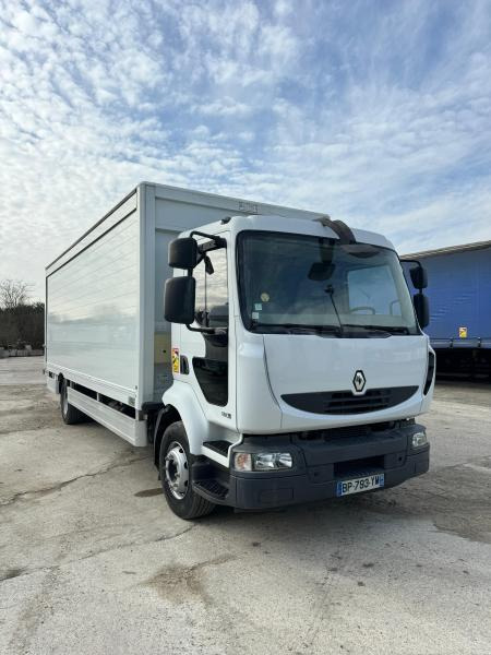 Renault Midlum 180 - Грузовик для перевозки напитков: фото 1 Renault Midlum 180 - Грузовик для перевозки напитков: фото 1