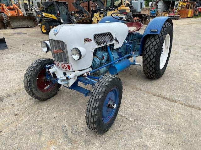 Eicher EM 235 Königtiger  - Трактор: фото 1