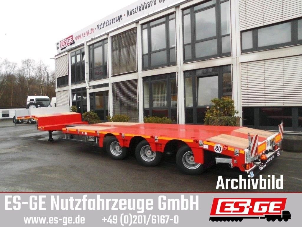 Faymonville MAX Trailer MAX110 Semi-Tieflader Faymonville MAX Trailer MAX110 Semi-Tieflader - Низкорамный полуприцеп: фото 1 Faymonville MAX Trailer MAX110 Semi-Tieflader Faymonville MAX Trailer MAX110 Semi-Tieflader - Низкорамный полуприцеп: фото 1