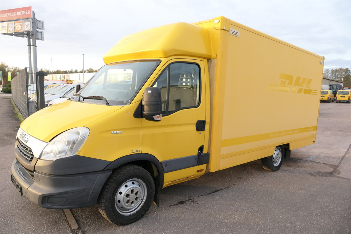 IVECO Daily 35 S11 C30C AUTOMATIK KAMERA MAXI KAMERA R - Фургон с закрытым кузовом: фото 1 IVECO Daily 35 S11 C30C AUTOMATIK KAMERA MAXI KAMERA R - Фургон с закрытым кузовом: фото 1