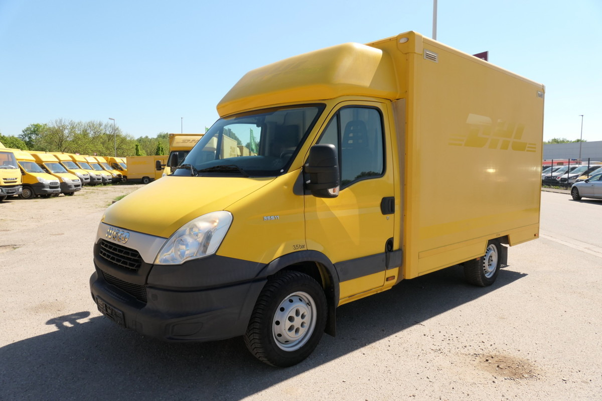 IVECO Daily 35 S11 KURZ C30C AUTOMATIK KAMERA Regale L - Фургон с закрытым кузовом: фото 1 IVECO Daily 35 S11 KURZ C30C AUTOMATIK KAMERA Regale L - Фургон с закрытым кузовом: фото 1