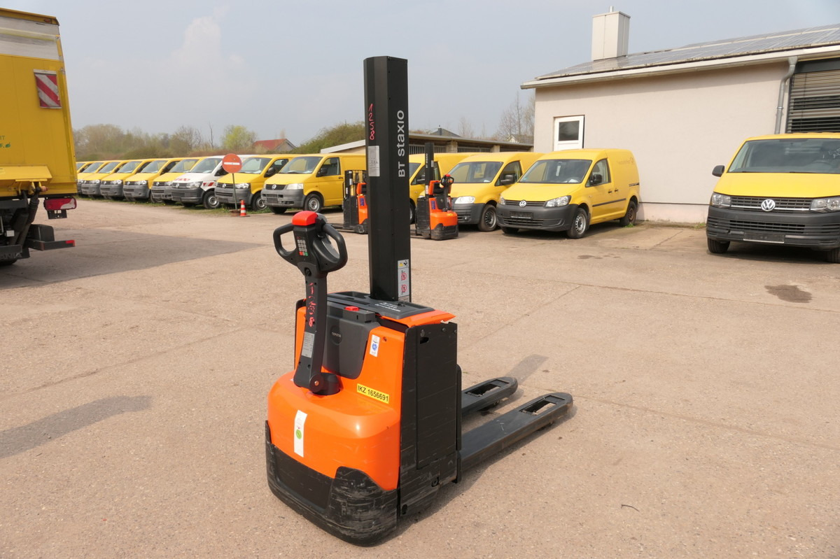 TOYOTA SWE 080L Batterie 12/2022 - Тележка: фото 3 TOYOTA SWE 080L Batterie 12/2022 - Тележка: фото 3